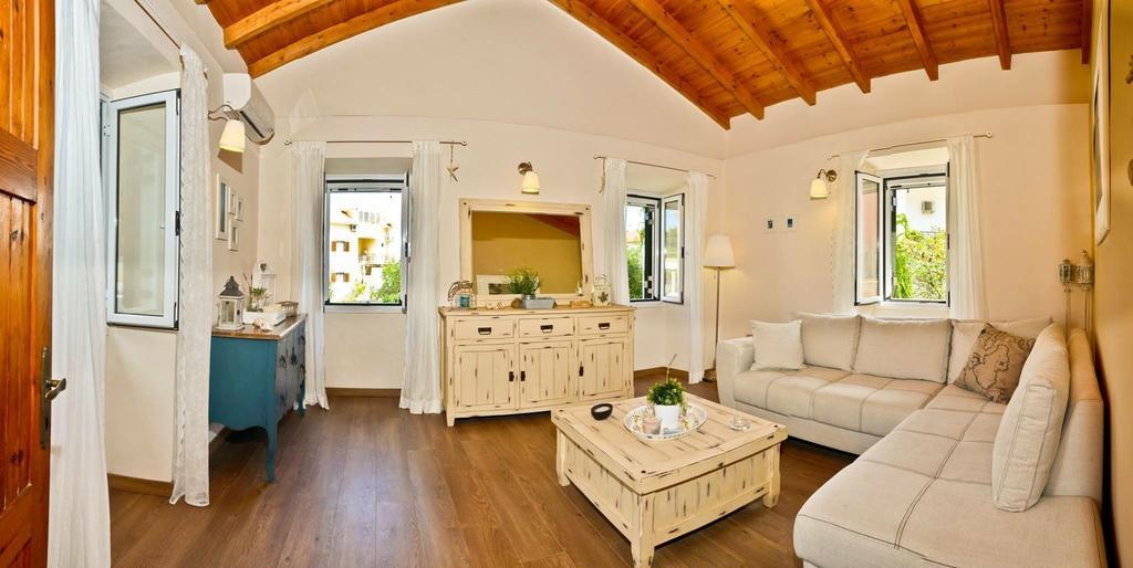 Theano Cottage Gaios Room photo